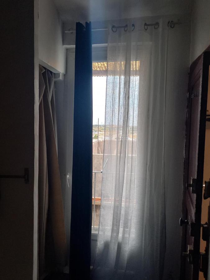 Studio meublé 5 mn de la gare 10 mn des plages Sète Extérieur photo