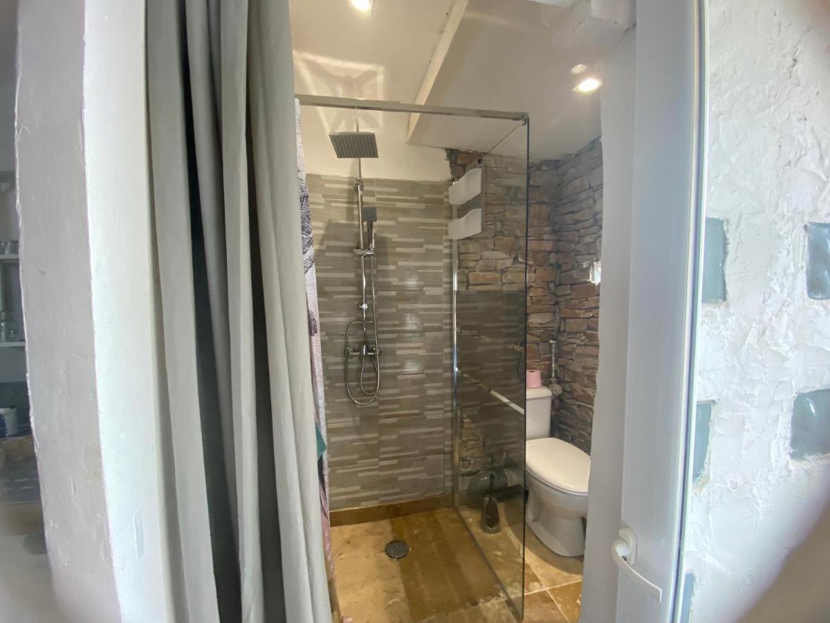 Studio meublé 5 mn de la gare 10 mn des plages Sète Extérieur photo