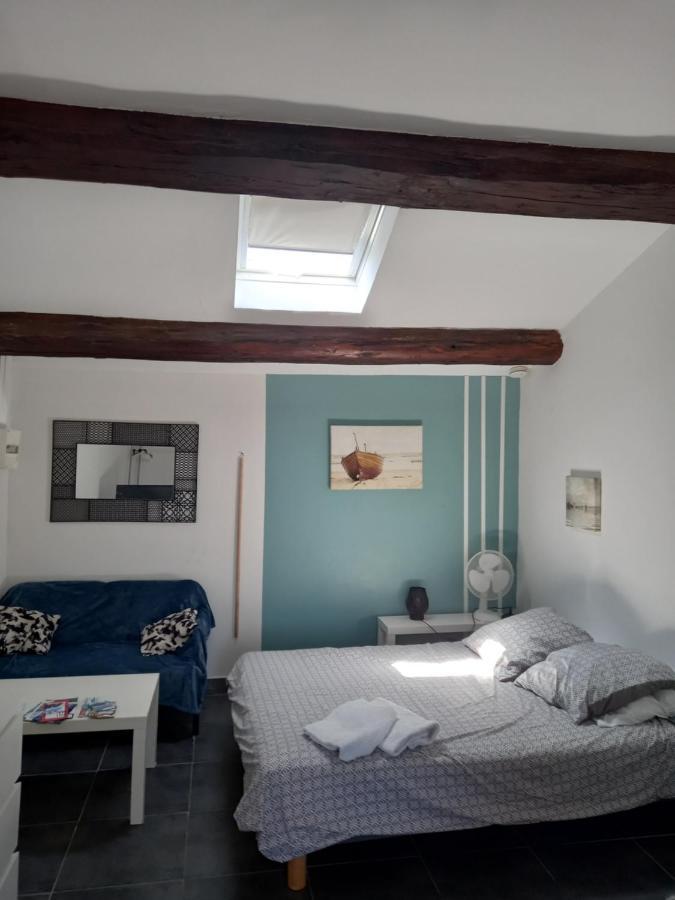 Studio meublé 5 mn de la gare 10 mn des plages Sète Extérieur photo