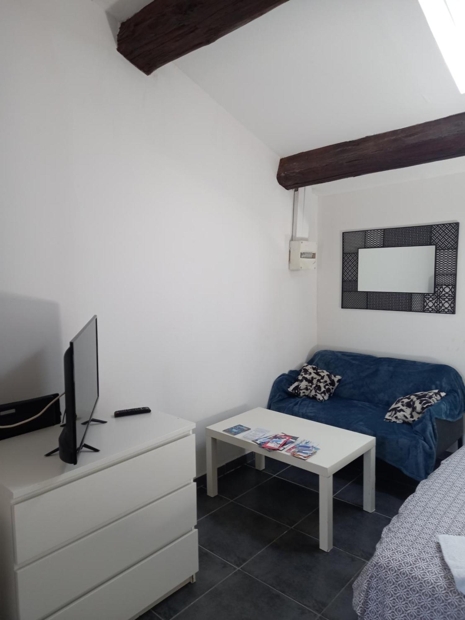 Studio meublé 5 mn de la gare 10 mn des plages Sète Extérieur photo